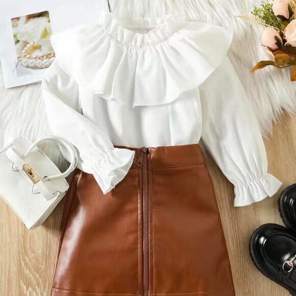 𝐖𝐈𝐍𝐓𝐄𝐑 𝐒𝐊𝐈𝐑𝐓 𝐒𝐄𝐓 𝐅𝐎𝐑 𝐊𝐈𝐃𝐒 - Picture 1 of 10